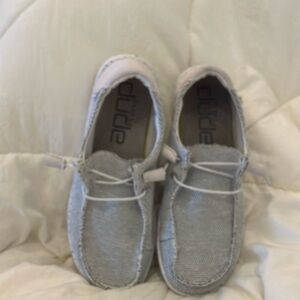 Hey Dudes size 7, Wendy Sox Stone White